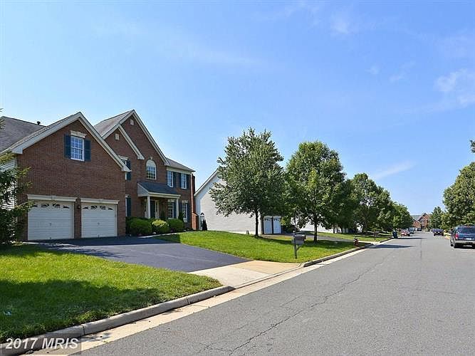 1st image of 2856 Cherry Branch Ln