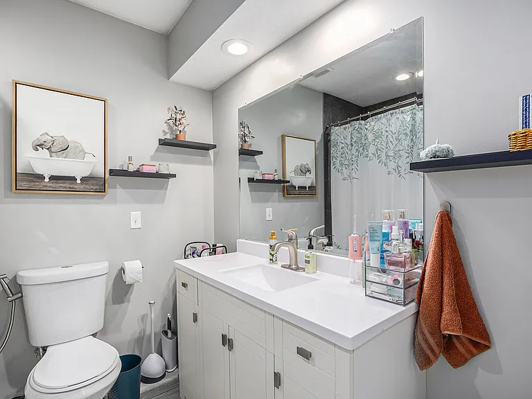 6704 Lakeshore Dr — Photo 21
