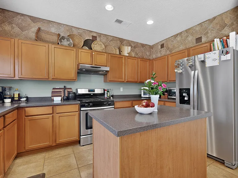 6916 Tree Line Ave NW — Photo 10