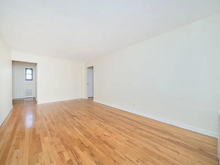 72-22 153rd St #3G — Photo 8