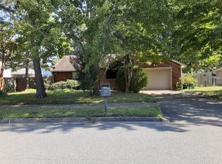 1904 Slalom Dr, Virginia Beach, VA 23453