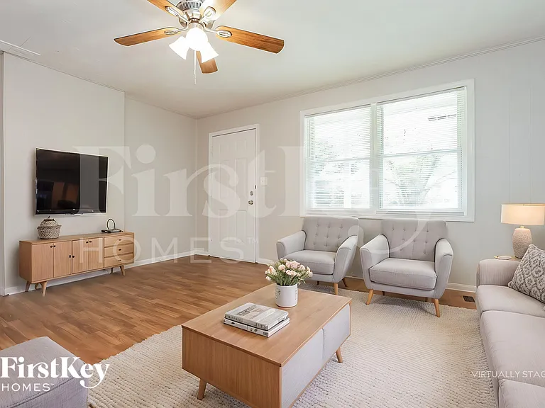 4971 Oakdale Dr — Photo 3