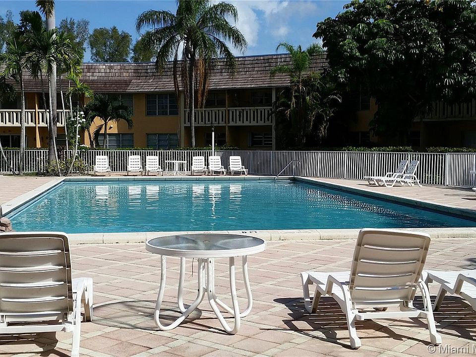 1st image of 7430 Miami Lakes Dr #105