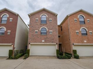 9821 Sandra Ann Ct, Houston, TX 77025