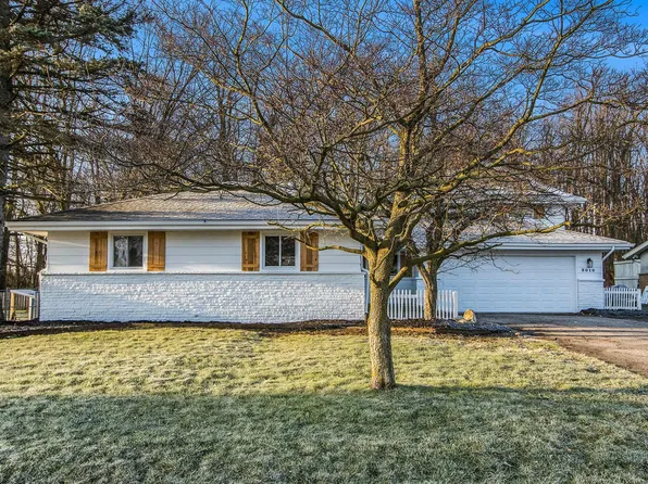 2010 Winters Dr, Portage, MI 49002