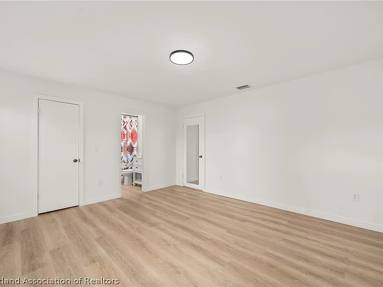 3407 Divot Rd — Photo 20