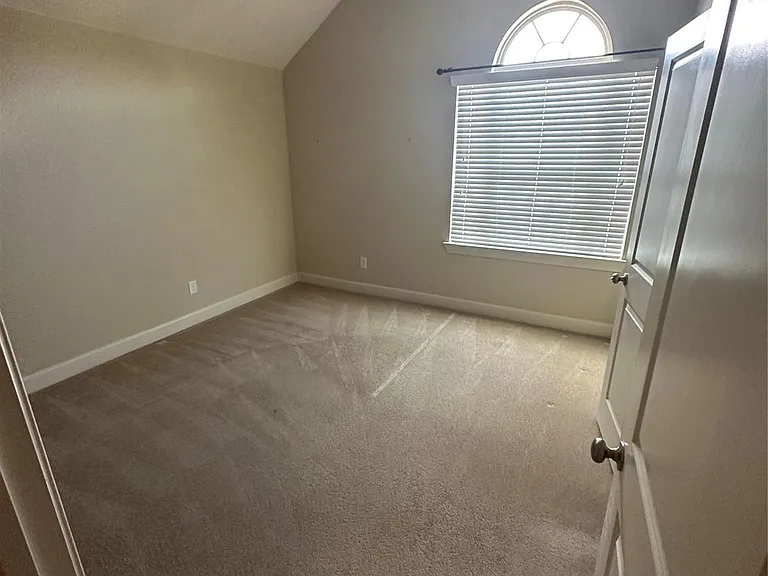 5151 Oasis Park — Photo 15