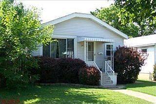 2nd image of 4623 Dewey Ave