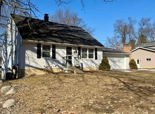 885 Argo Ave SE, Grand Rapids, MI