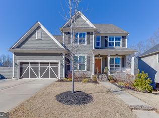 7318 Shady Tree Ct, Hoschton, GA 30548