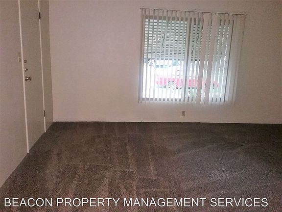 4th image of 425 S School St APT B