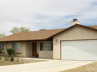12589 Kewanna Rd, Apple Valley, CA 92308