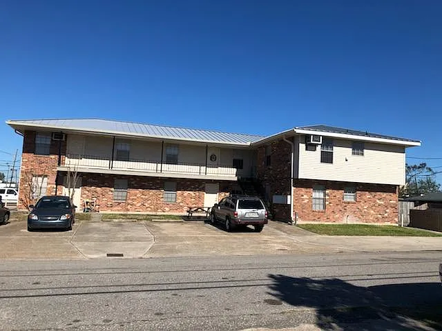 1601 Lake Ave — Photo 4