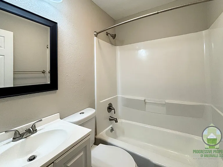 10 Stag St #7 — Photo 10