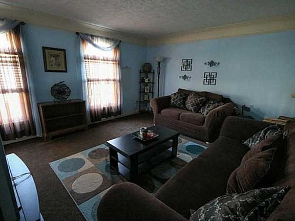 4th image of 113 Woodbine Dr