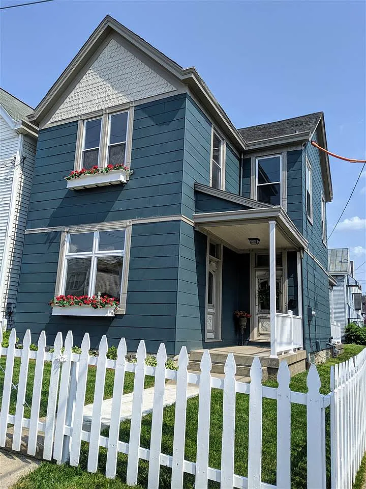 200 Poplar St photo 1
