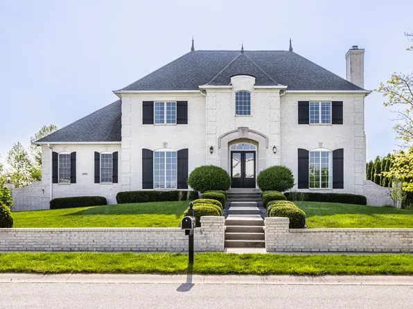6635 E Deerfield Dr, Zionsville, IN 46077