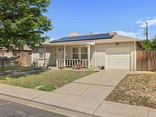 651 Pine St, Manteca, CA 95336