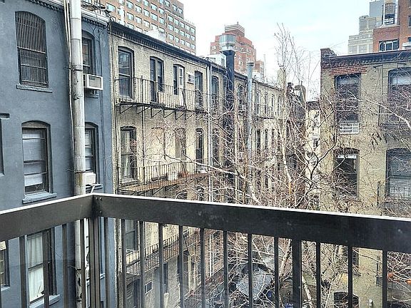 4th image of 403 E 62nd St APT 4A