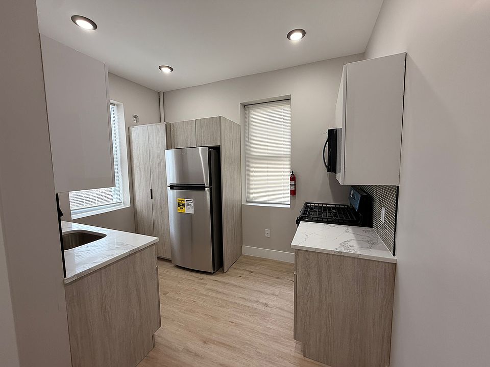 1st image of 5008 Palisade Ave #41E