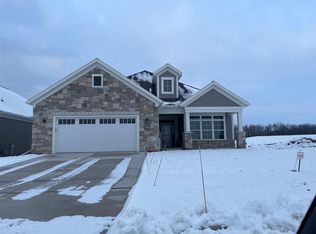 3343 Capella Ln, Green Bay, WI 54311