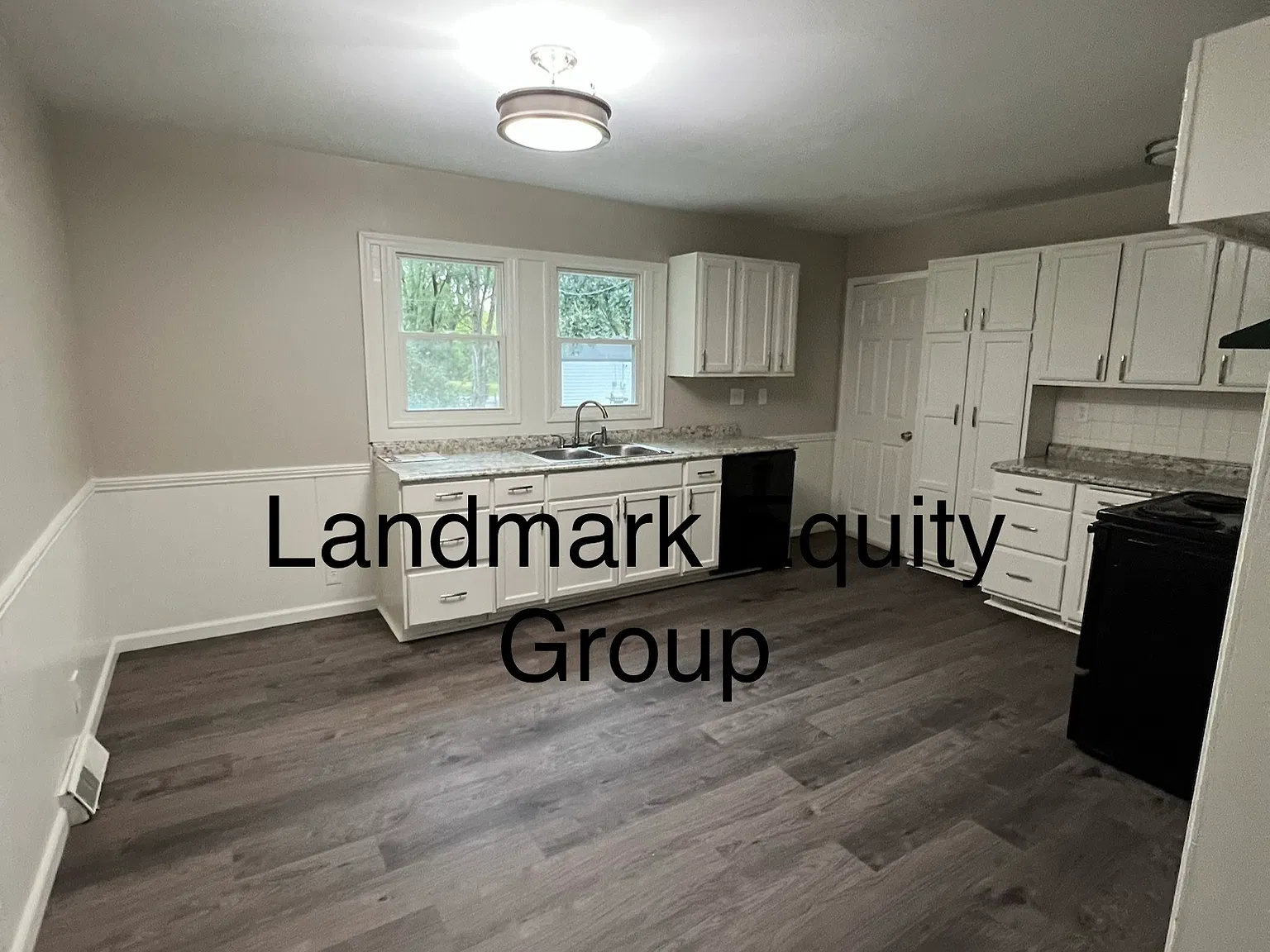 3 bed, 912 sqft, $1,450 — Photo 3