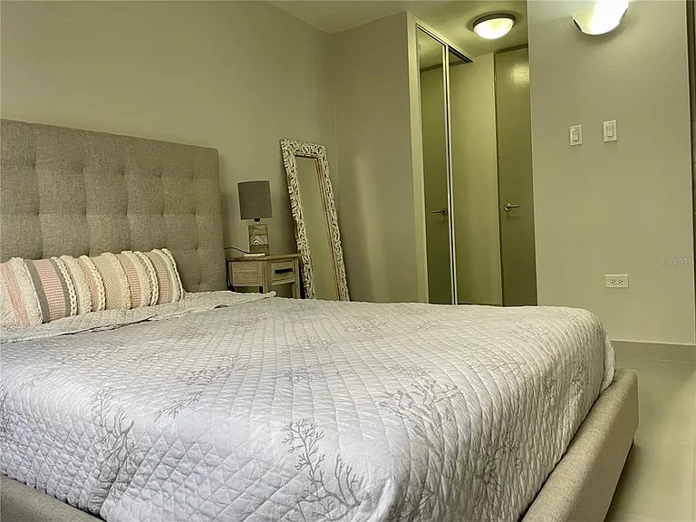 290 Santa Ana Ave — Photo 12
