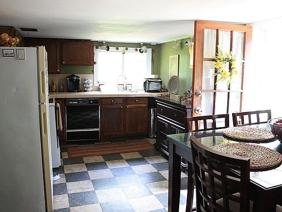 country kitchen