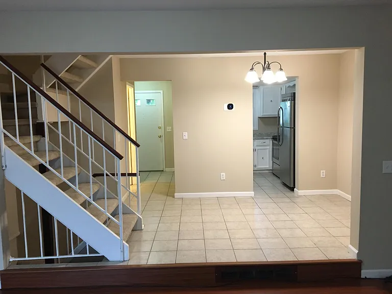 5310 Breeze Hill Pl — Photo 5