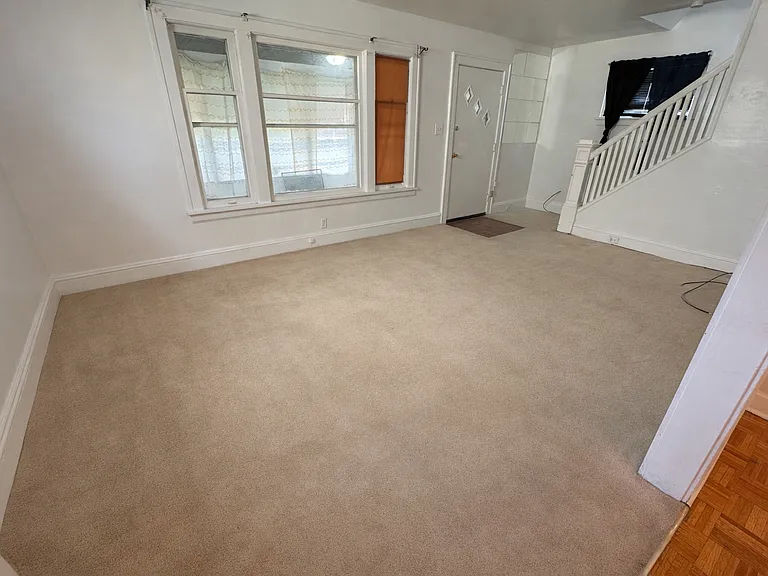 13517 Rugby Rd — Photo 4