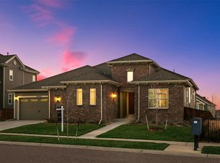 26655 E Peakview Dr, Aurora, CO 80016