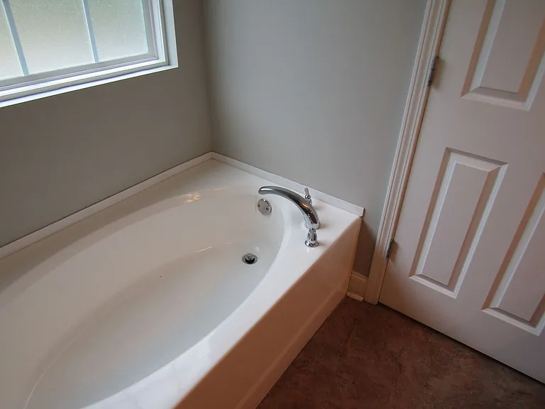 209 Ash Blvd — Photo 24