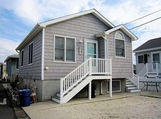 121 W Cove Way, Lavallette, NJ 08735