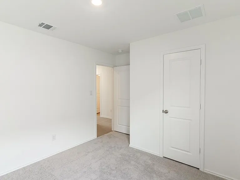 208 Skyfire St — Photo 12