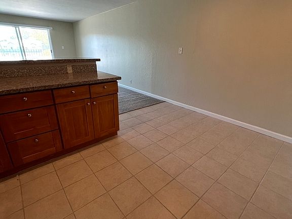 3rd image of 1335 El Camino Real APT 303