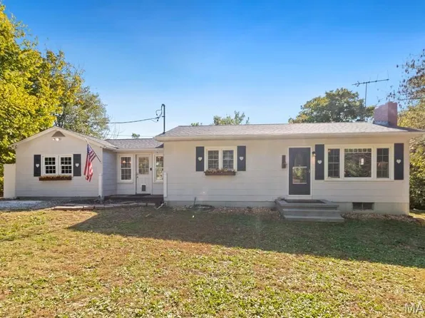 702 Highway At, Villa Ridge, MO 63089