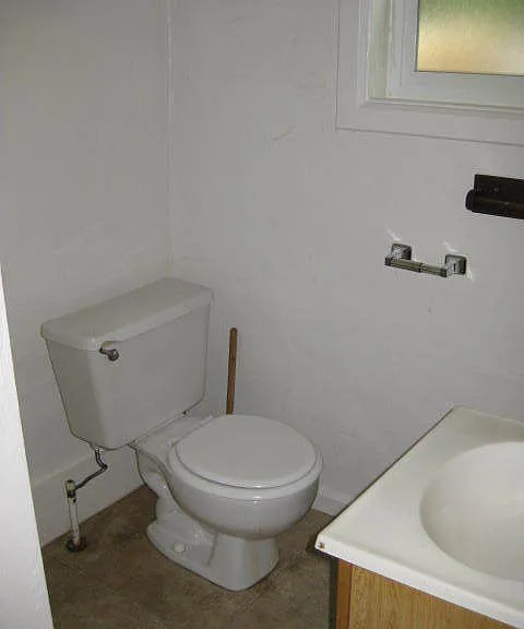 436 Maple St — Photo 7