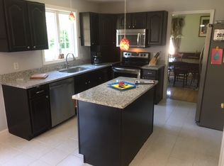 37 Peach Tree Dr, Sutton, MA 01590