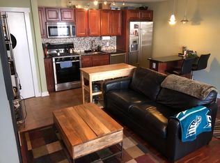 721 Walnut St APT 300, Philadelphia, PA 19106