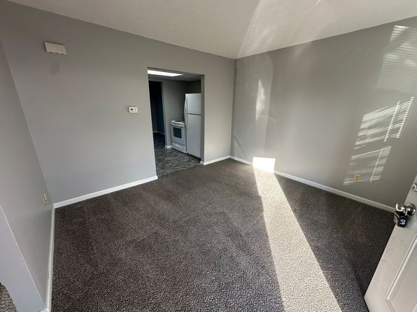 1572 Elizabeth St #C