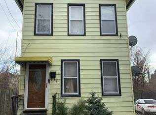 7 Lockman Pl, Staten Island, NY 10303