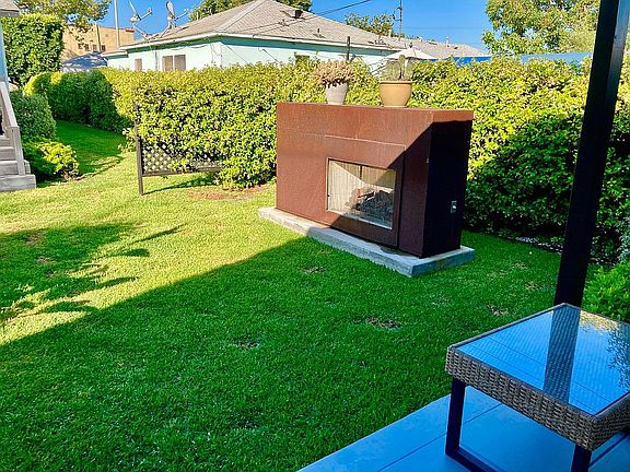 4th image of 3120 1/2 Madera Ave