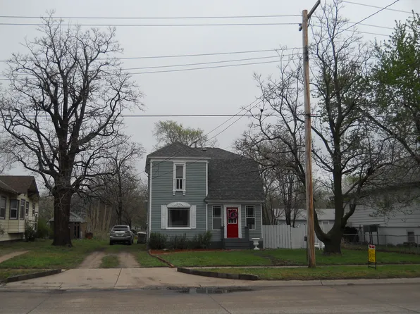1207 17th Ave, Central City, NE 68826