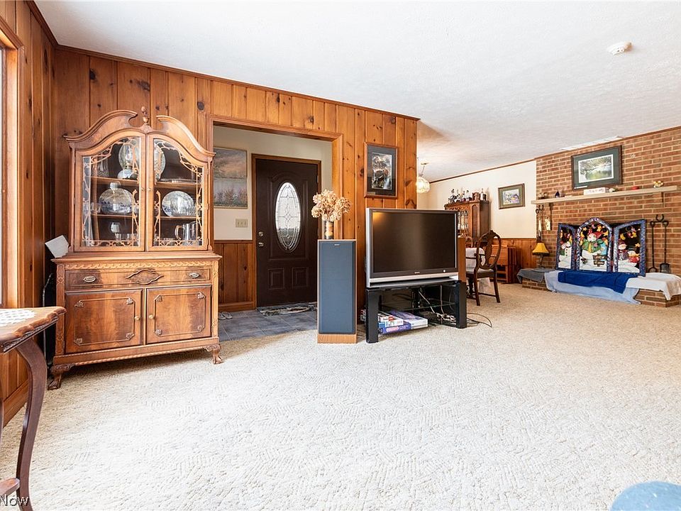12331 Rockhaven Rd, Chesterland, OH 44026 Zillow