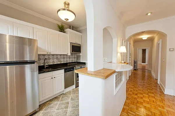 Rented by Compass | media 2