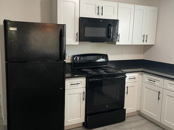 5th image of 2691 South Dr #2691