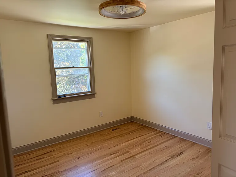 39618 Birchwood Dr — Photo 11