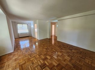 73-72 195th St #A3, Fresh Meadows, NY 11366