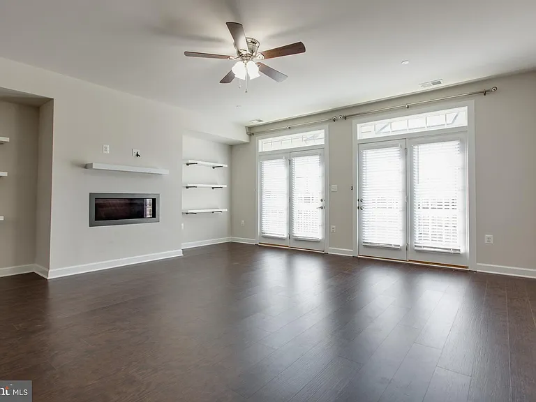 7311 Taylors Hill Ln — Photo 17
