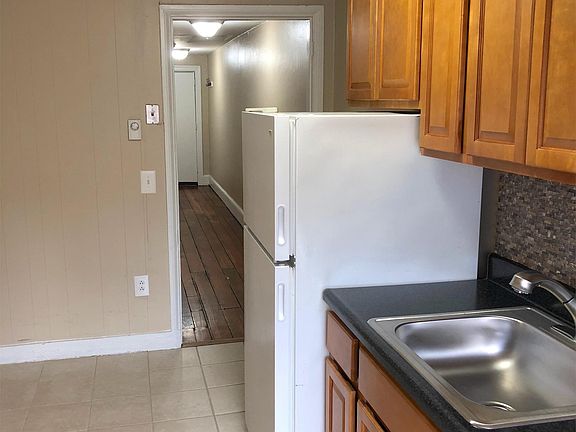 5th image of 1120 Spruce St #17443275